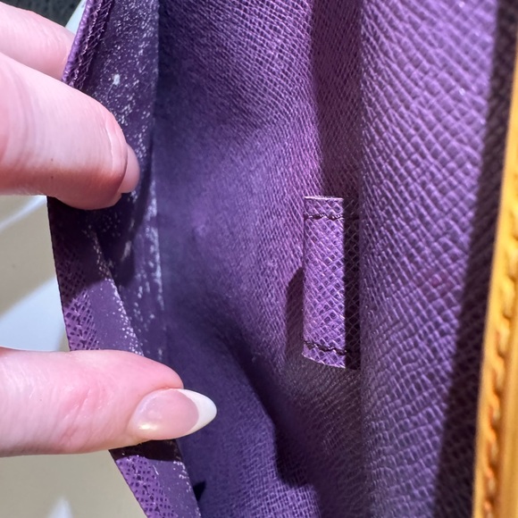 Louis Vuitton Epi long wallet (vintage) 1993 - Picture 7 of 15